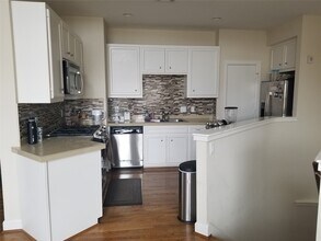 3709 Main Plaza Dr in Houston, TX - Foto de edificio - Building Photo