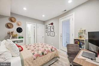 141 T St NW in Washington, DC - Building Photo - Building Photo