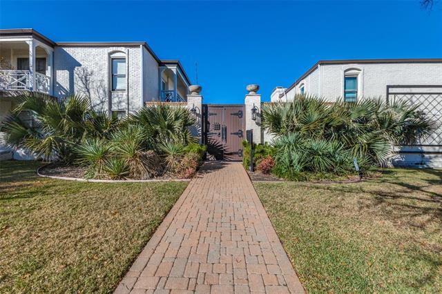 property at 5911 E University Blvd