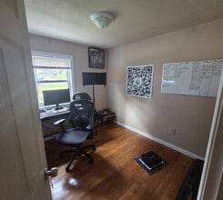 1797 Cedaridge Dr in South Park, PA - Building Photo - Building Photo