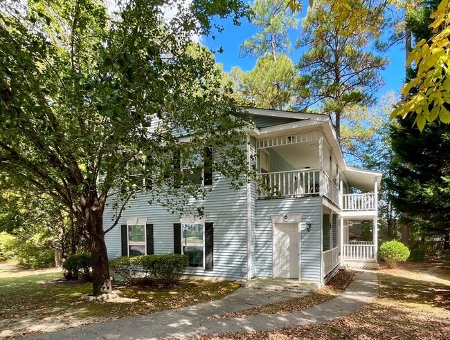 property at 6 Cutlers Ct