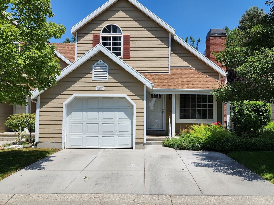 1497 E Spring Leaf Dr in Holladay, UT - Building Photo
