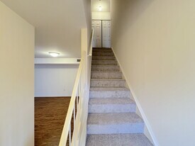 4596 Conwell Dr in Annandale, VA - Building Photo