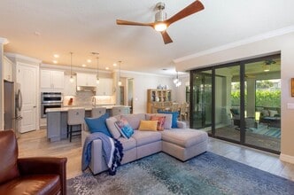 8161 Hanoverian Dr in Greenacres, FL - Building Photo - Building Photo