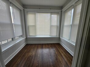 6812 S Cornell Ave in Chicago, IL - Building Photo - Building Photo