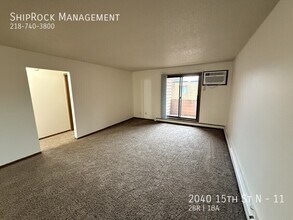 2040 15th St N in St. Cloud, MN - Building Photo - Building Photo