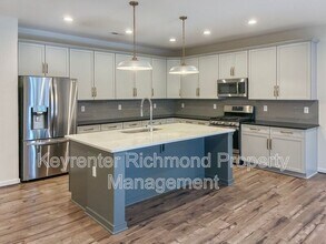 18341 Palisades Ct in Moseley, VA - Building Photo - Building Photo