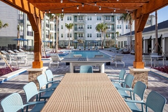 Marlowe Lake Manatee in Bradenton, FL - Building Photo - Building Photo