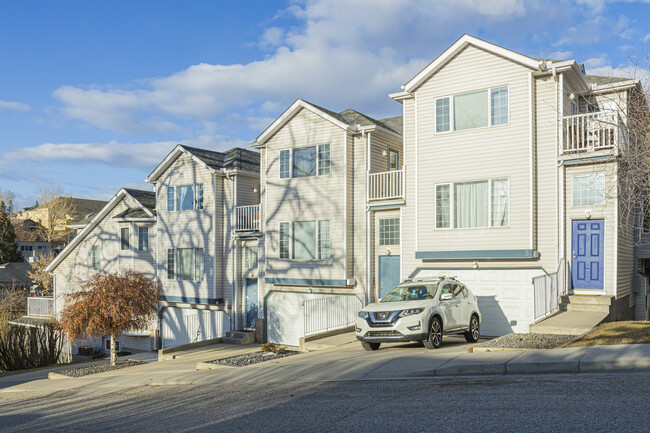 1604 27 Av SW in Calgary, AB - Building Photo - Primary Photo