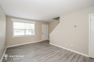 819 Von Kolnitz Rd in Mount Pleasant, SC - Building Photo - Building Photo