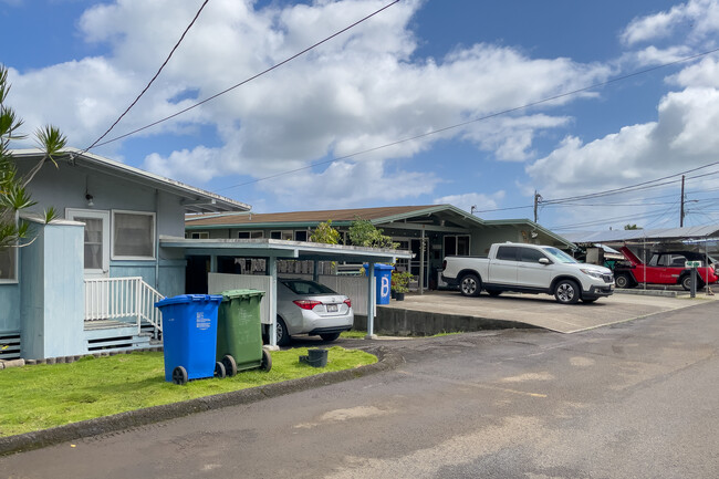 Windward Villa No 2 in Kaneohe, HI - Building Photo - Building Photo