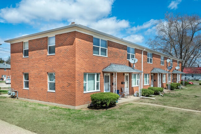 Eagle Point Townhomes in Dubuque, IA - Foto de edificio - Building Photo