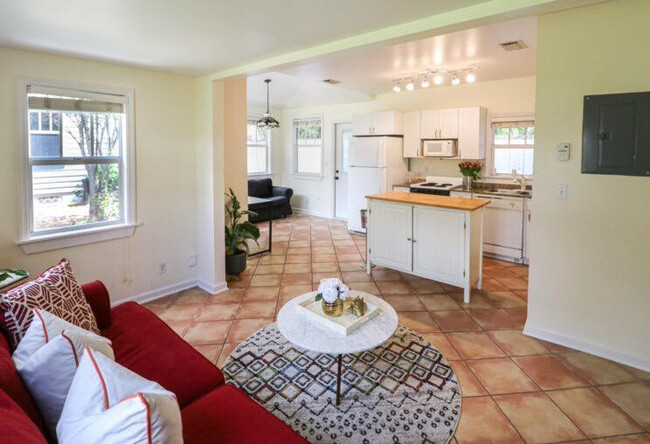 808 Flamingo Dr in West Palm Beach, FL - Building Photo - Building Photo