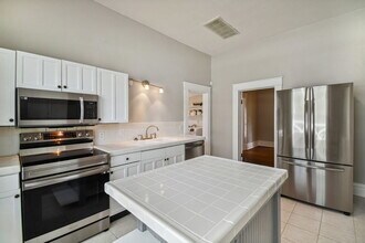 38231 4th Ave in Zephyrhills, FL - Building Photo - Building Photo