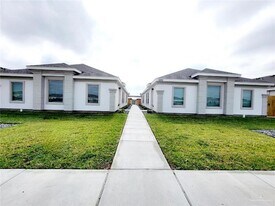 5901 Swallow Ave, Unit 1 in McAllen, TX - Building Photo