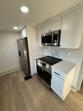 558 Walnut St in Pottstown, PA - Building Photo - Building Photo