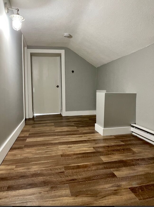 1021 Hudson Rd in St. Paul, MN - Foto de edificio - Building Photo