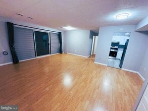 2630 Wagon Dr in Alexandria, VA - Building Photo - Building Photo