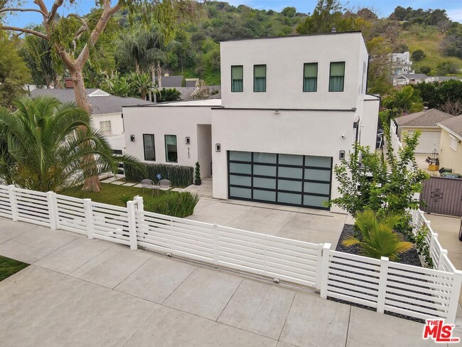 property at 4203 Saugus Ave