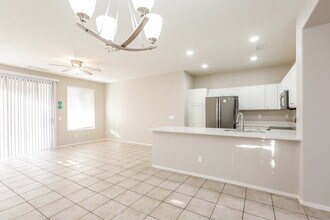 6651 W Townley Ave in Glendale, AZ - Foto de edificio - Building Photo