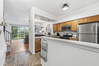 4462 Quill Ln in Waukegan, IL - Building Photo - Building Photo