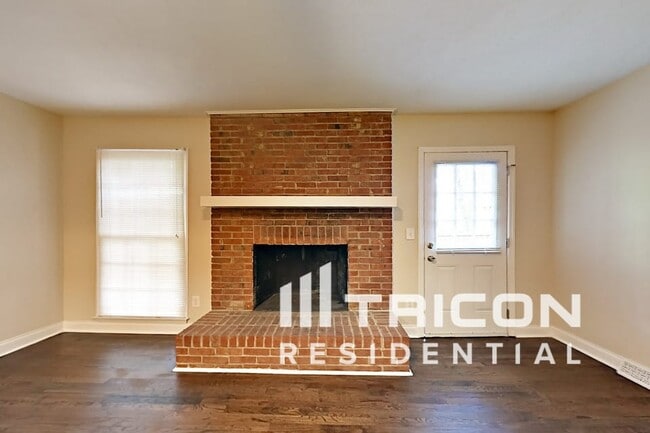 11810 Lansbury Ct in Charlotte, NC - Building Photo - Building Photo