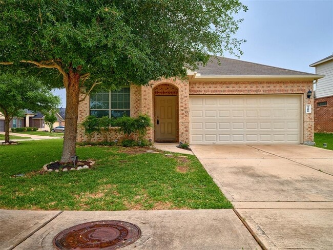 property at 1426 S Maple Dr