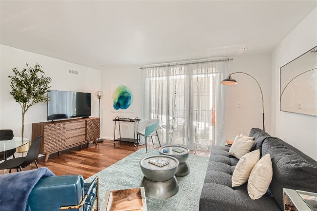 property at 1601 West Ave