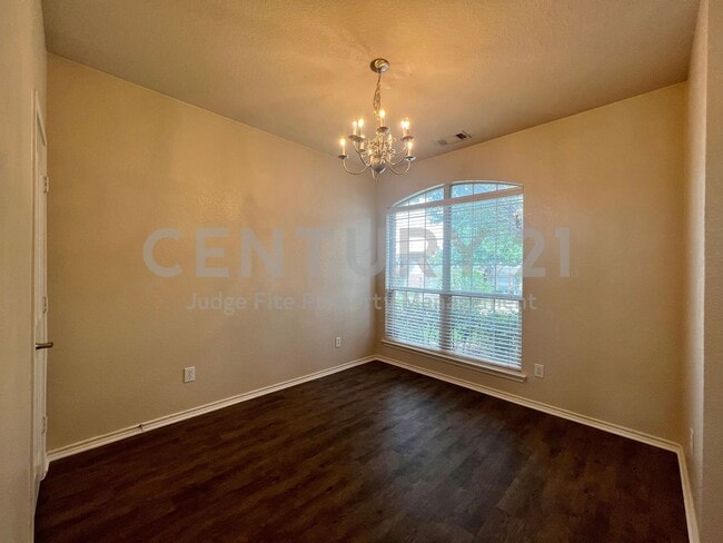 5841 Barrier Reef Dr in Fort Worth, TX - Building Photo - Building Photo