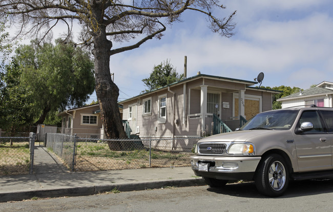 207 Arkansas St in Vallejo, CA - Building Photo - Building Photo