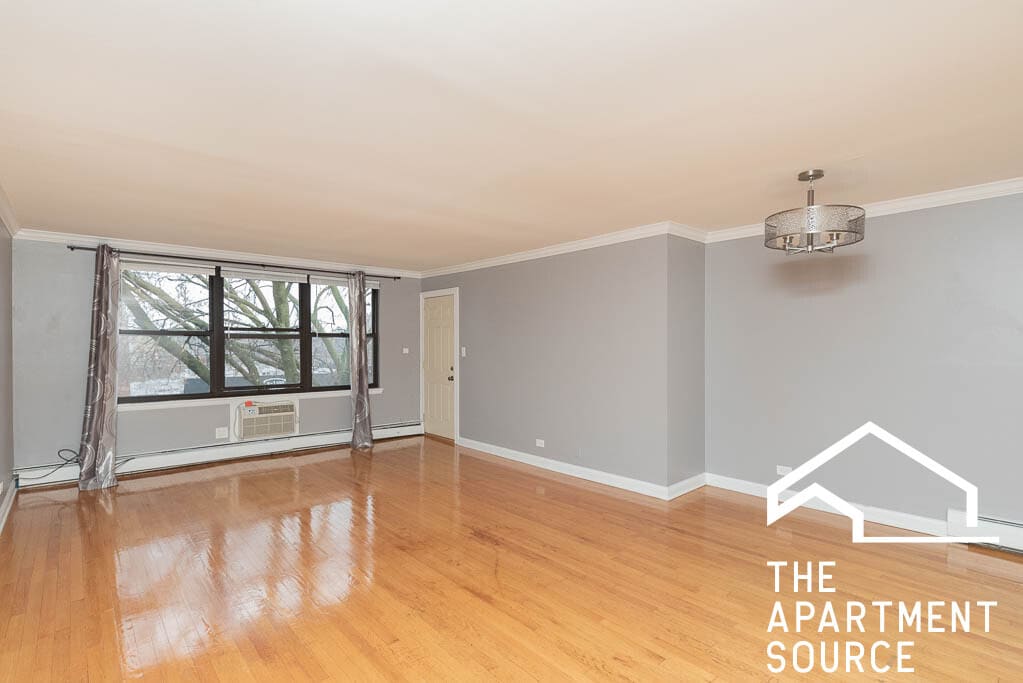 1600 W Jarvis Ave in Chicago, IL - Building Photo