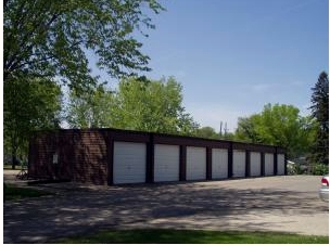 Riverside Apartments in Fergus Falls, MN - Building Photo - Building Photo