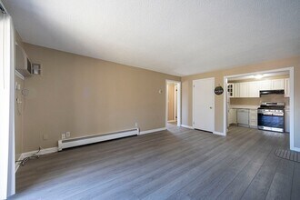 645 W Lowell Ave, Unit 23 in Haverhill, MA - Building Photo - Building Photo