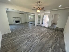 1642 S Demaree St in Visalia, CA - Building Photo - Building Photo
