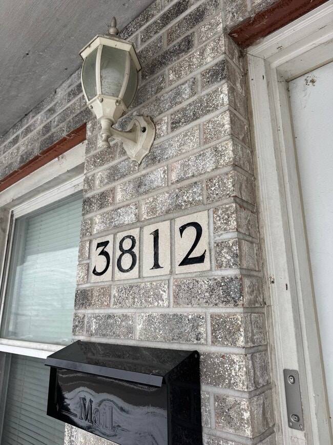 3812 Mississippi Ave in Davenport, IA - Building Photo - Building Photo