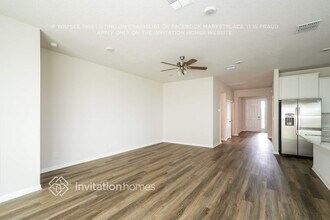 18228 Metado Dr in Bradenton, FL - Building Photo - Building Photo