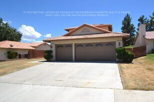 3120 Crowne Dr in Palmdale, CA - Building Photo