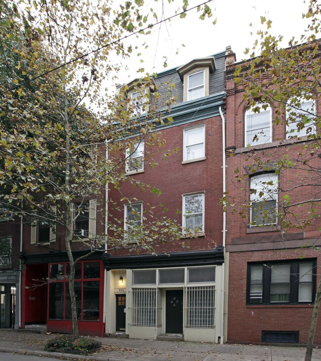 251 S 12th St