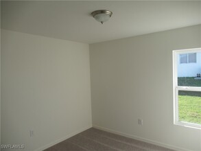 22 NW 7th Terrace in Cape Coral, FL - Building Photo - Building Photo