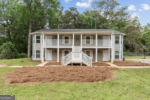 140 Cumberland Ct in Athens, GA - Building Photo