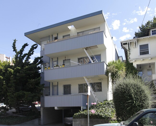 168 Montecito Ave in Oakland, CA - Foto de edificio - Building Photo