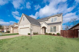 1708 Prestwick Ln in Ennis, TX - Building Photo