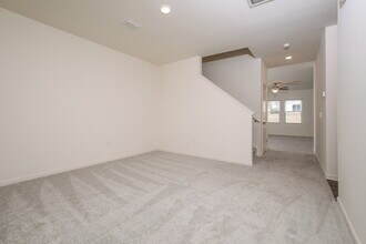 243 Babbling Brk Dr in Clayton, NC - Building Photo - Building Photo