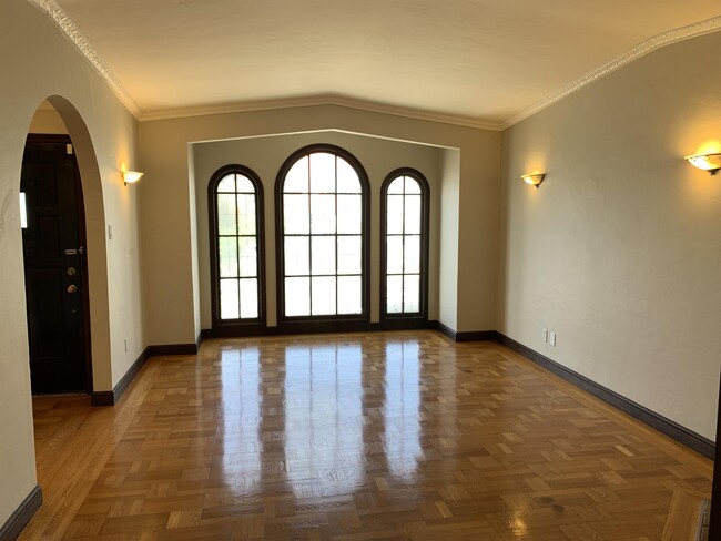 2125 Vicente St in San Francisco, CA - Building Photo - Building Photo