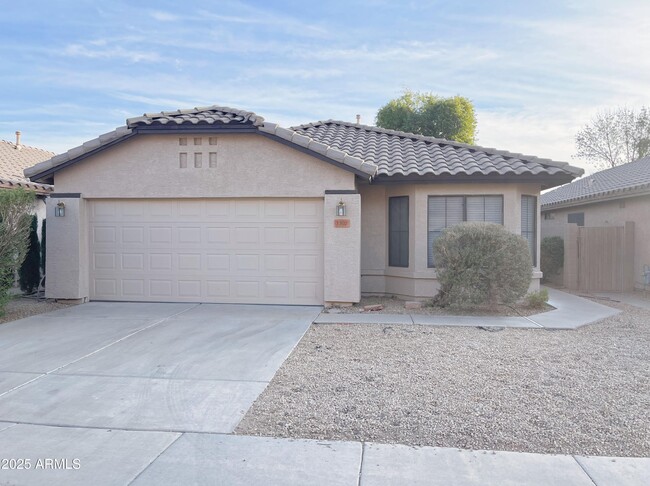 3307 E Tonopah Dr