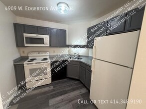 4909 W Edgerton Ave in Milwaukee, WI - Building Photo - Building Photo