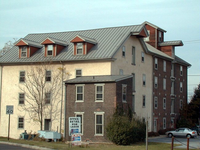 170 South St in Pottstown, PA - Building Photo - Building Photo
