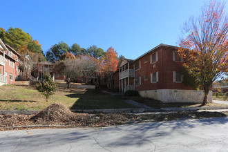 Verbena Garden Apartments in Atlanta, GA - Building Photo - Building Photo