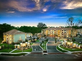 8539 Gate Pky W, Unit 930 in Jacksonville, FL - Building Photo