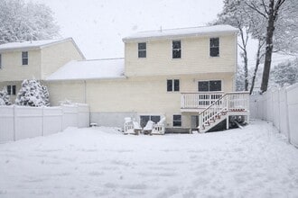 1083 Main St in Walpole, MA - Building Photo - Building Photo